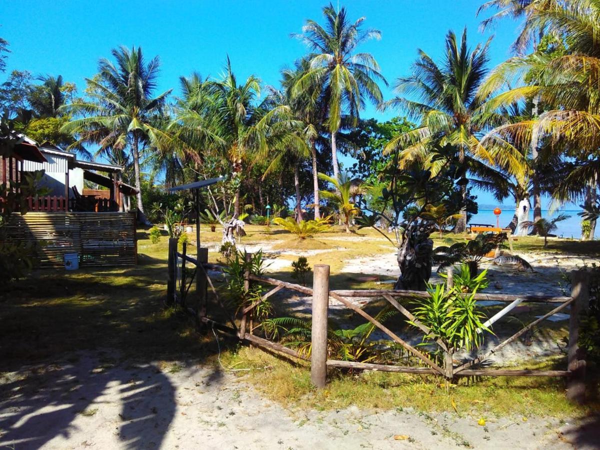 Asari Timo Cottage Karimunjawa-Inseln Exterior foto